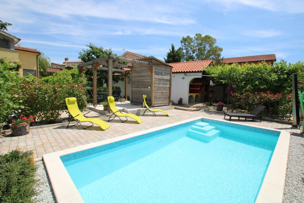 Apartments Green Garden Labinci Εξωτερικό φωτογραφία